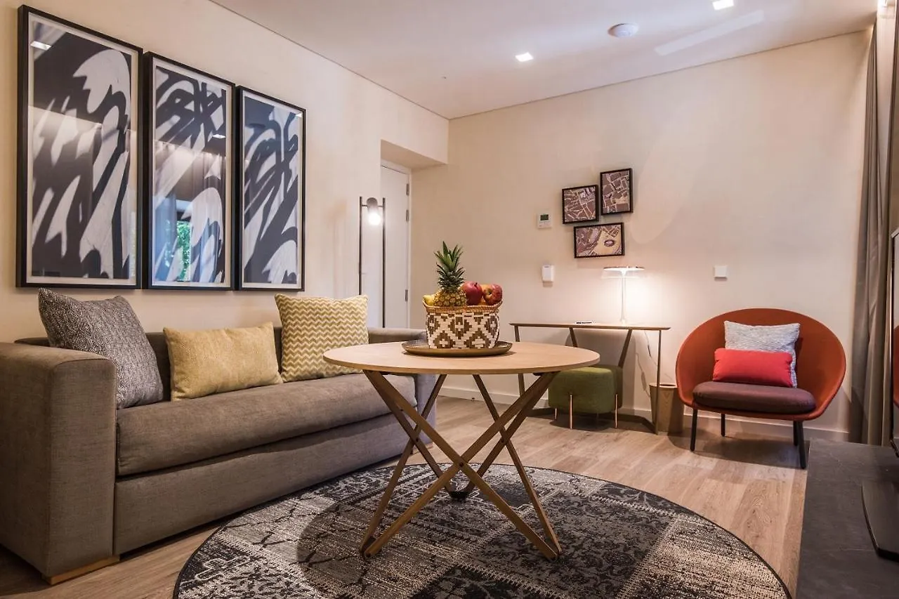아파트 Suites Murillo Plaza Sta. Cruz 세비야