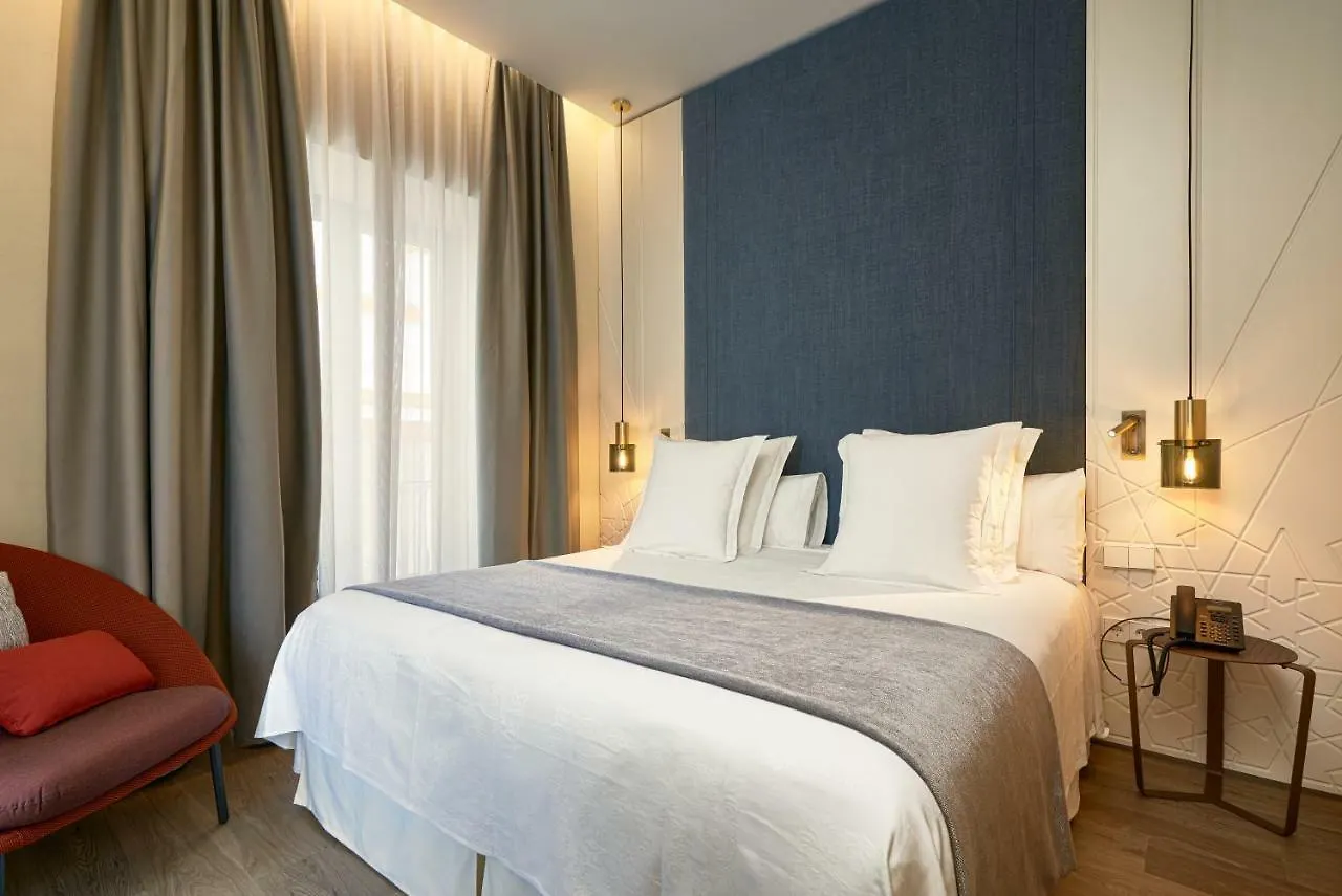Suites Murillo Plaza Sta. Cruz 세비야 아파트